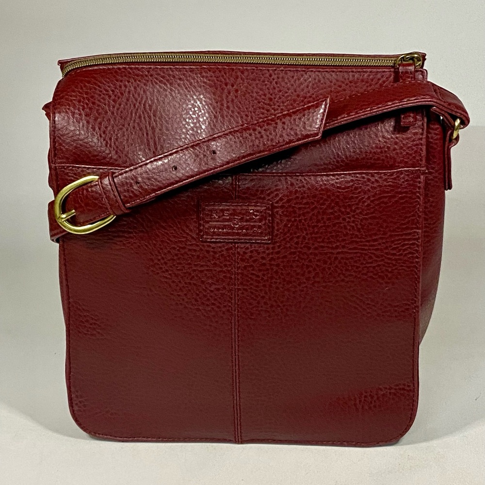 Elegant Red Faux Leather Shoulder Bag